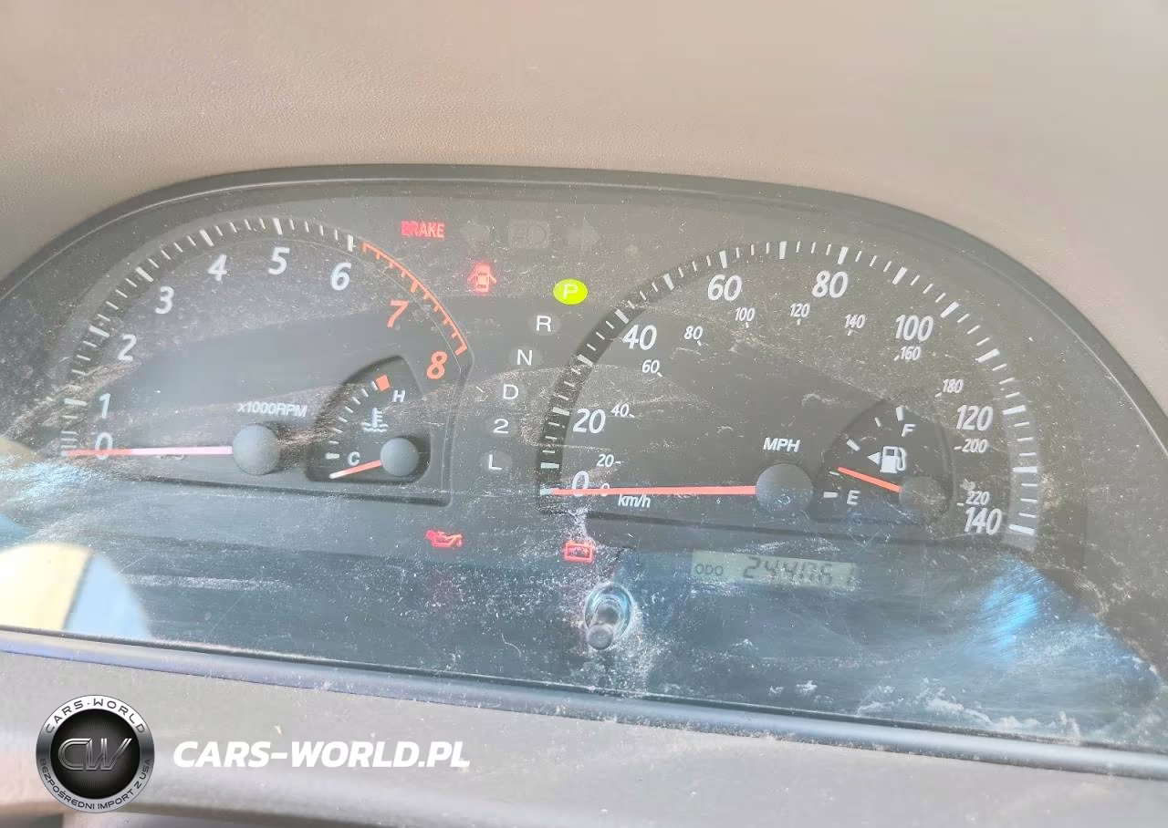 2004 Toyota Camry Le VIN:4T1BE32K24U329917 - 9