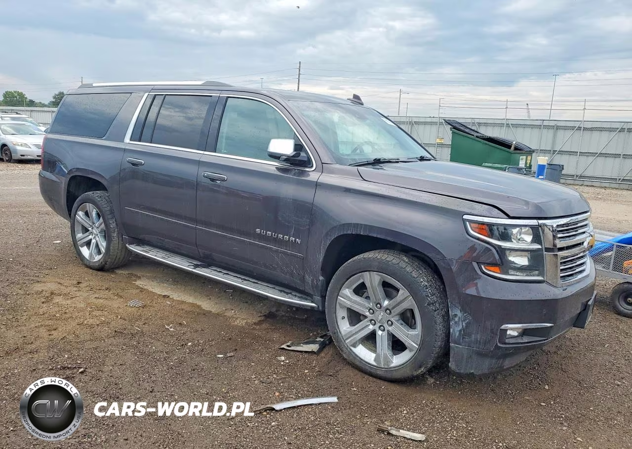 2018 Chevrolet Suburban K1500 Premier VIN:1GNSKJKC5JR109283 - 4