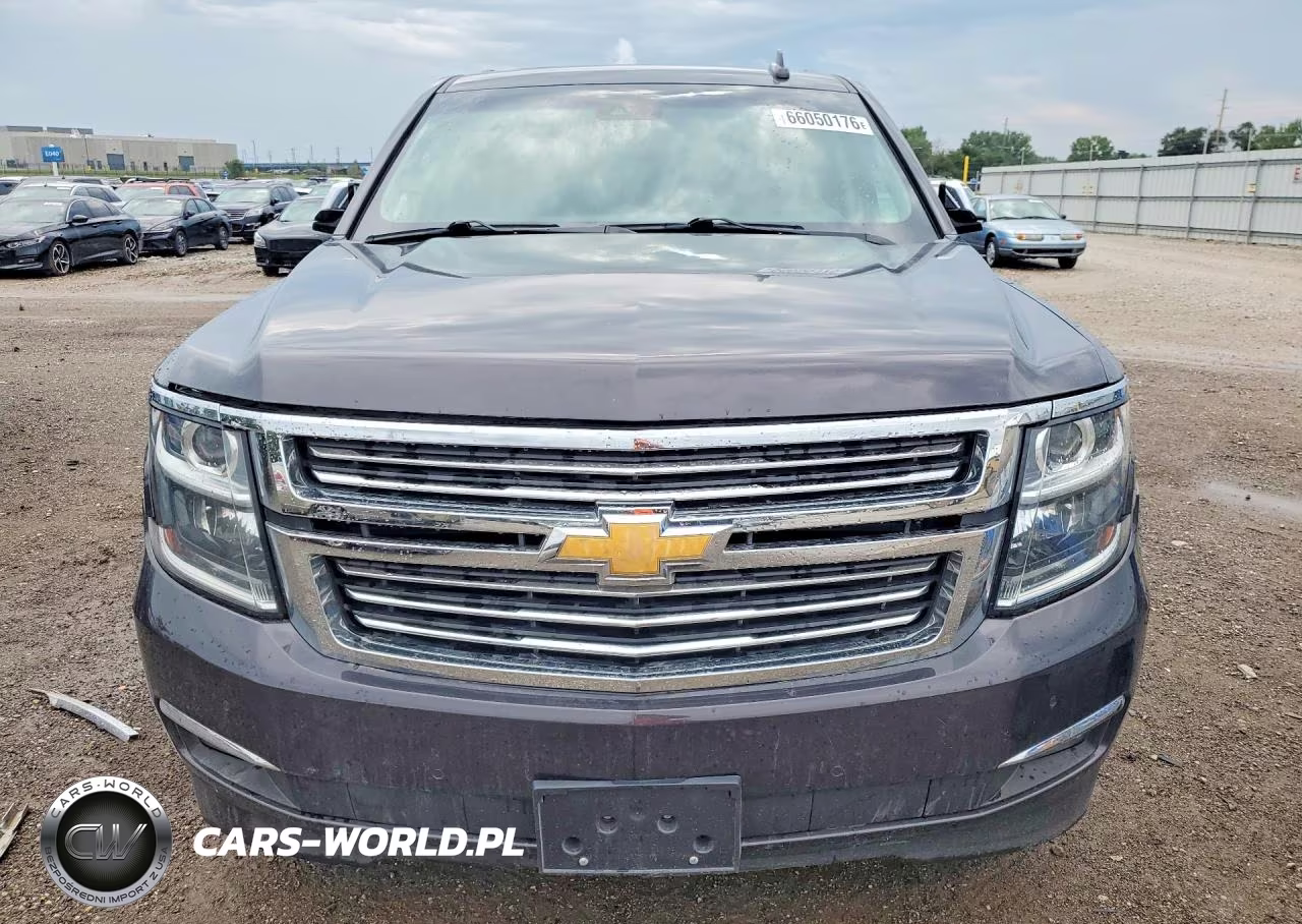 2018 Chevrolet Suburban K1500 Premier VIN:1GNSKJKC5JR109283 - 5
