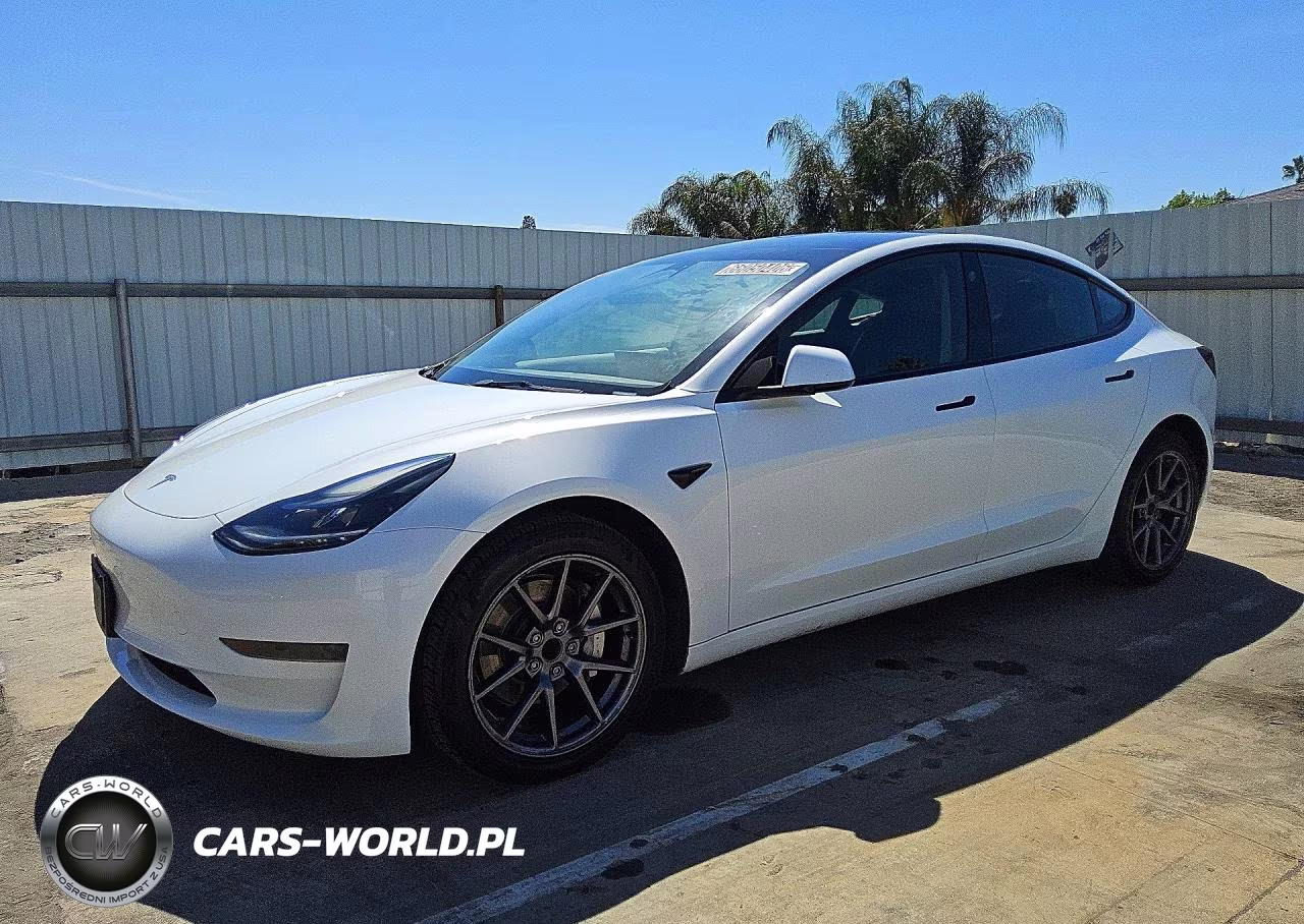 2023 Tesla Model 3 – zdjęcie 1 z 13