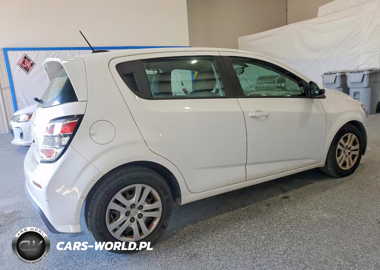 2019 Chevrolet Sonic VIN:1G1JG6SB3K4133583 - 3