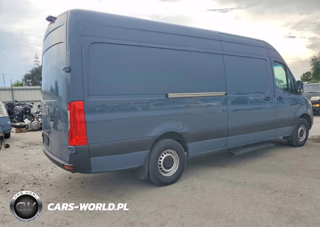 2019 Mercedes-Benz Sprinter 2500 High Roof V6 VIN:WD4PF1CD4KP111216 - 3