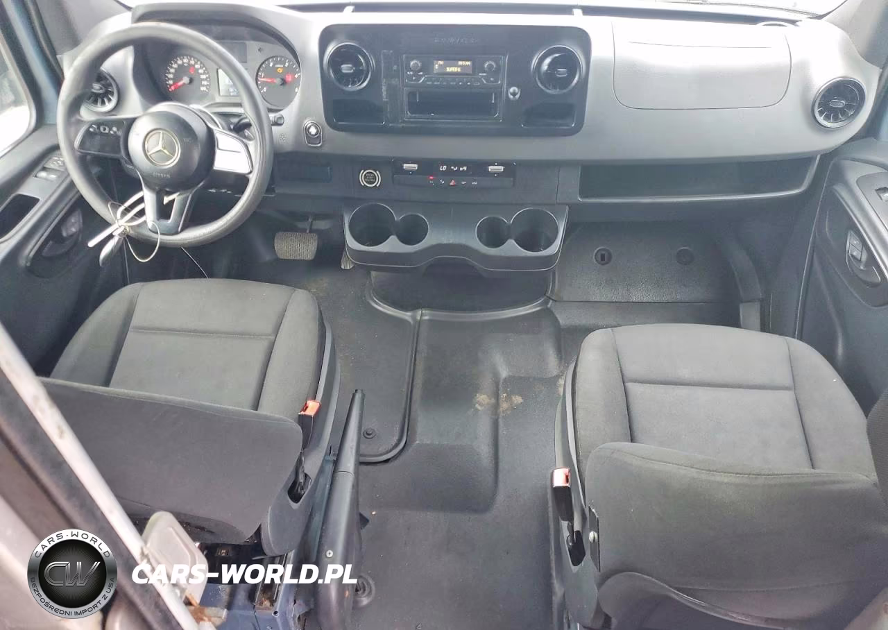 2019 Mercedes-Benz Sprinter 2500 High Roof V6 VIN:WD4PF1CD4KP111216 - 8