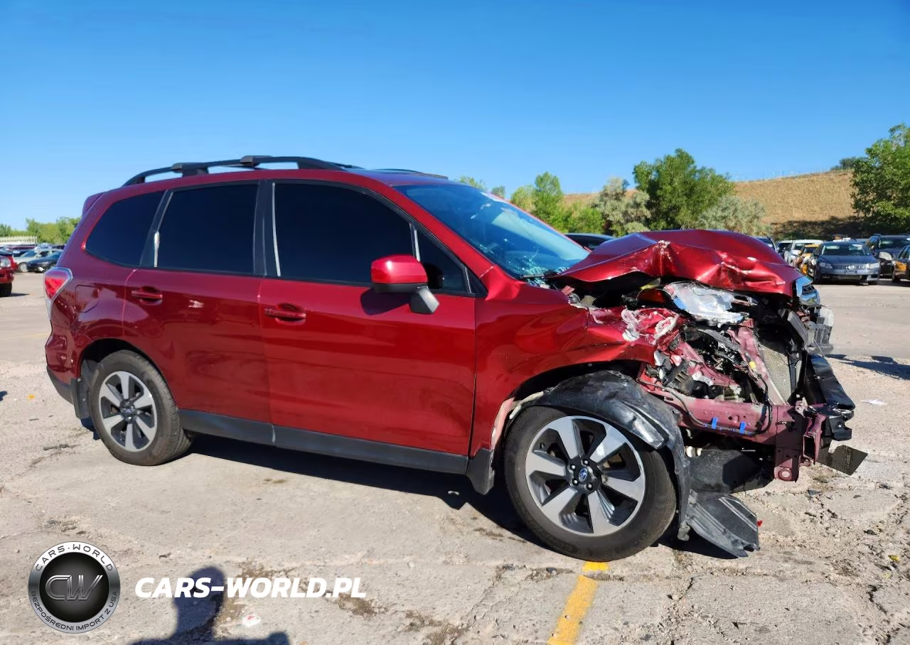 2017 Subaru Forester 2.5I Premium VIN:JF2SJAEC0HH522205 - 4