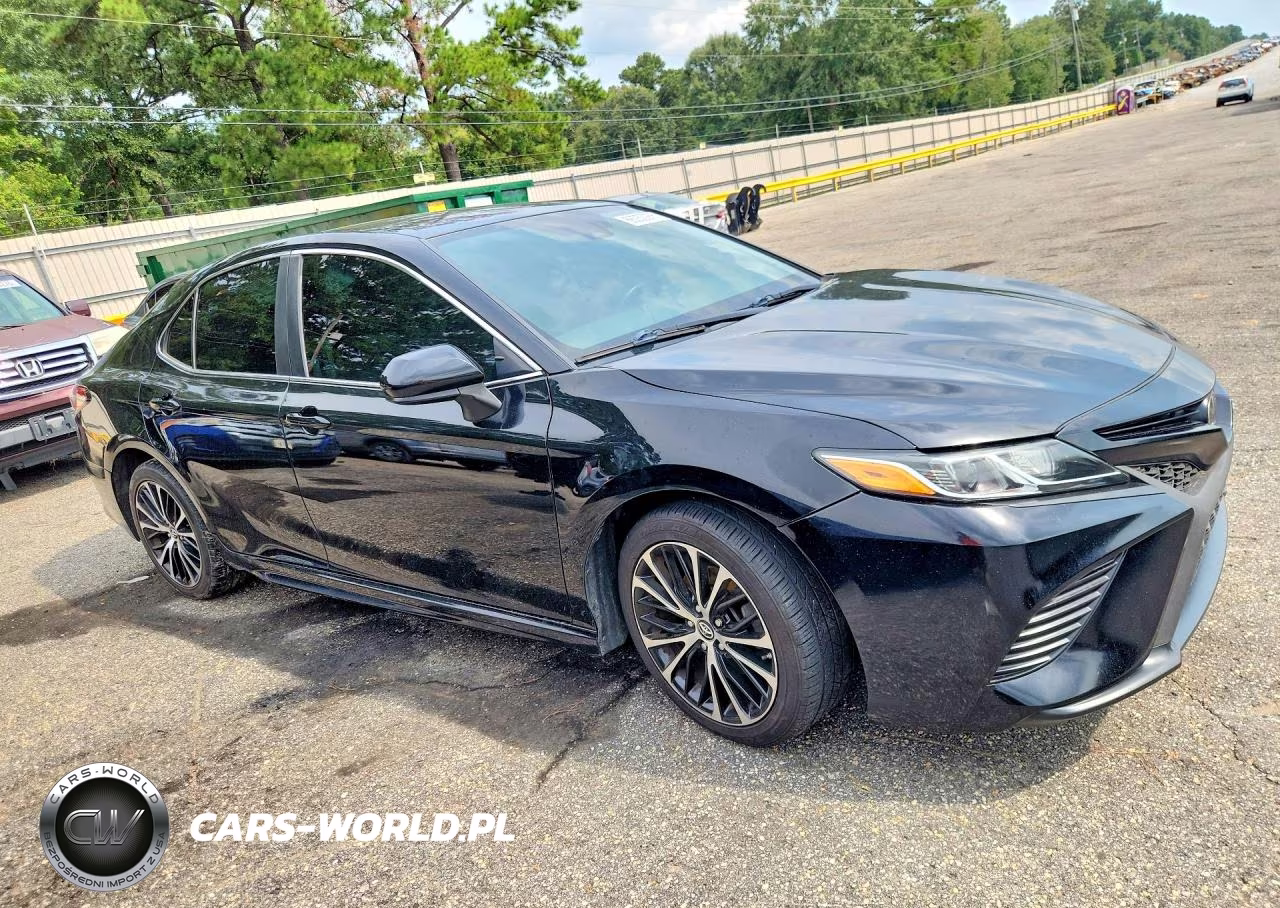2019 Toyota Camry Se VIN:4T1B11HK9KU785661 - 4