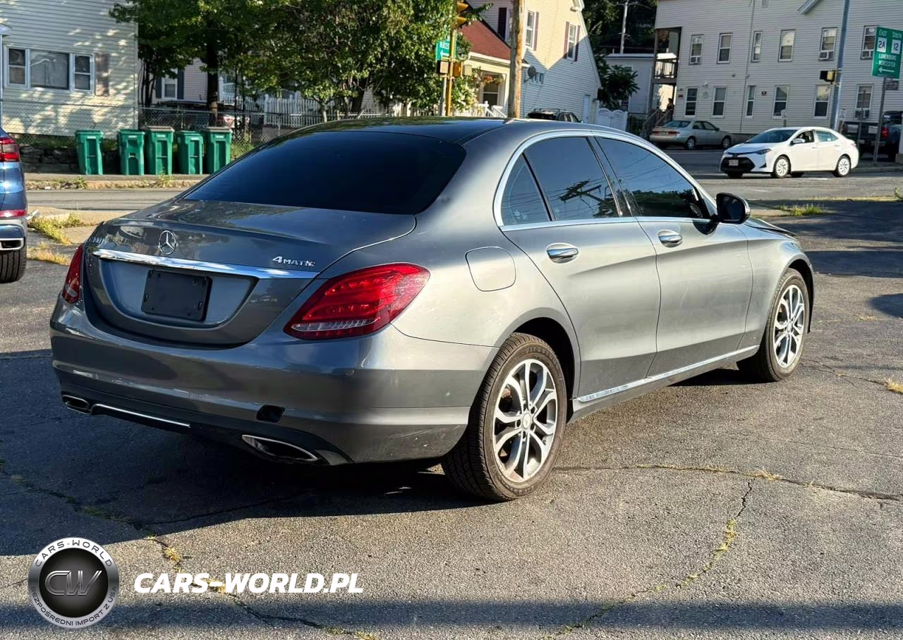 2017 Mercedes-Benz C 300 4Matic VIN:55SWF4KB0HU199626 - 3