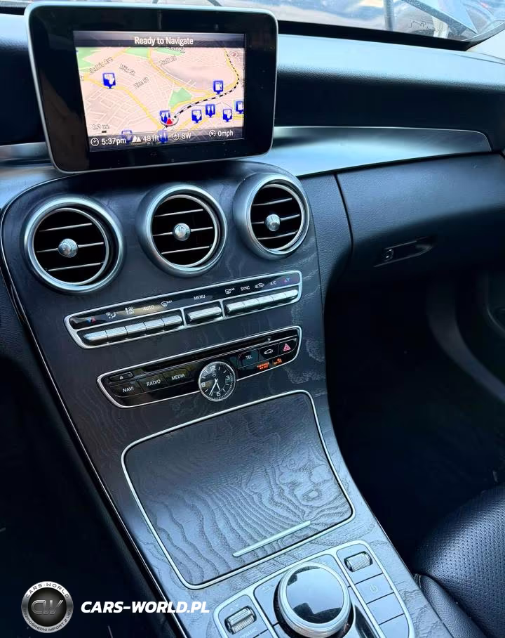 2017 Mercedes-Benz C 300 4Matic VIN:55SWF4KB0HU199626 - 6