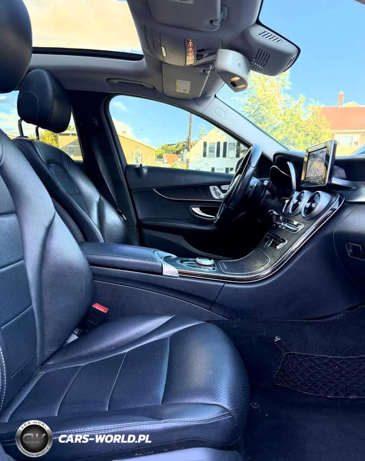 2017 Mercedes-Benz C 300 4Matic VIN:55SWF4KB0HU199626 - 8