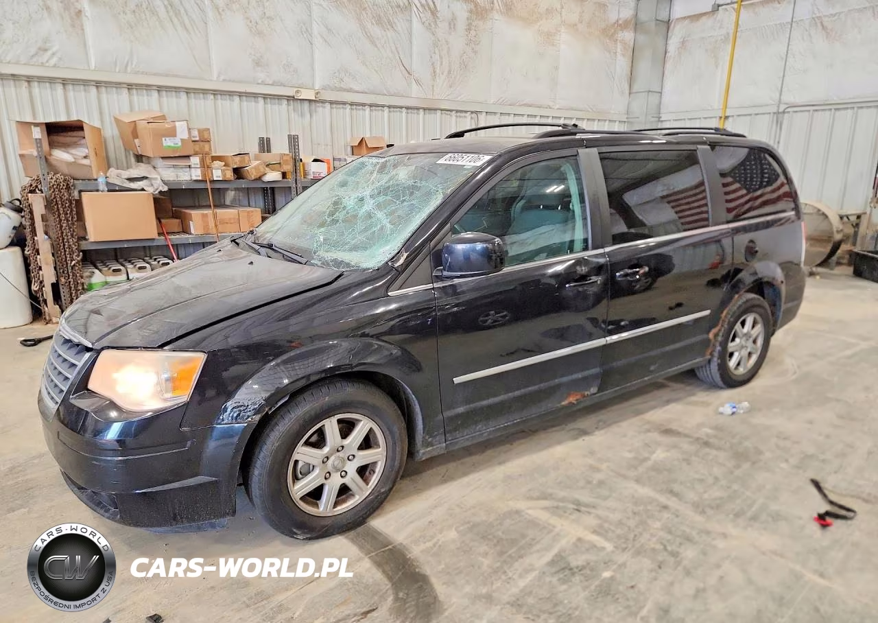 2010 Chrysler Town & Country Touring