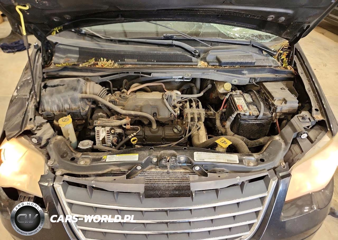 2010 Chrysler Town & Country Touring VIN:2A4RR5D14AR431987 - 12