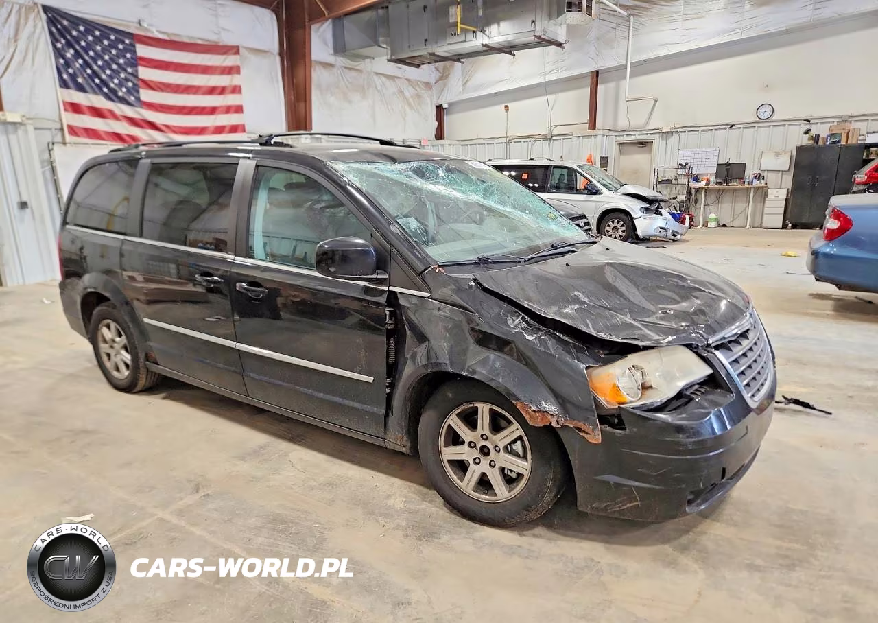 2010 Chrysler Town & Country Touring VIN:2A4RR5D14AR431987 - 4