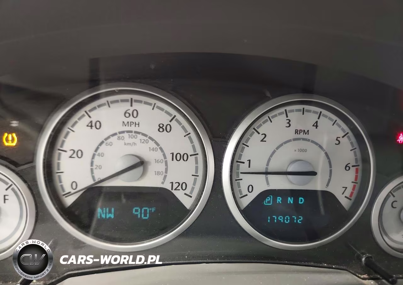 2010 Chrysler Town & Country Touring VIN:2A4RR5D14AR431987 - 9