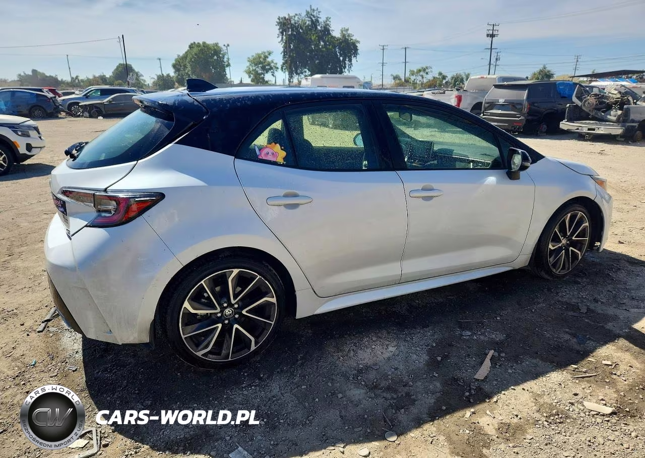 2021 Toyota Corolla Xse VIN:JTNC4MBE4M3145687 - 3