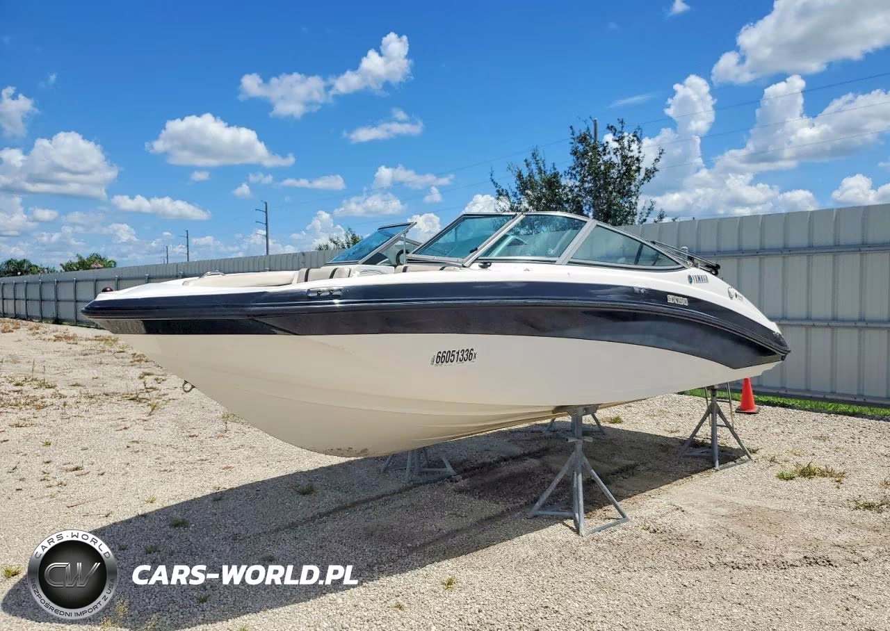 2015 Yma Boat VIN:YAMC0037G415 - 2