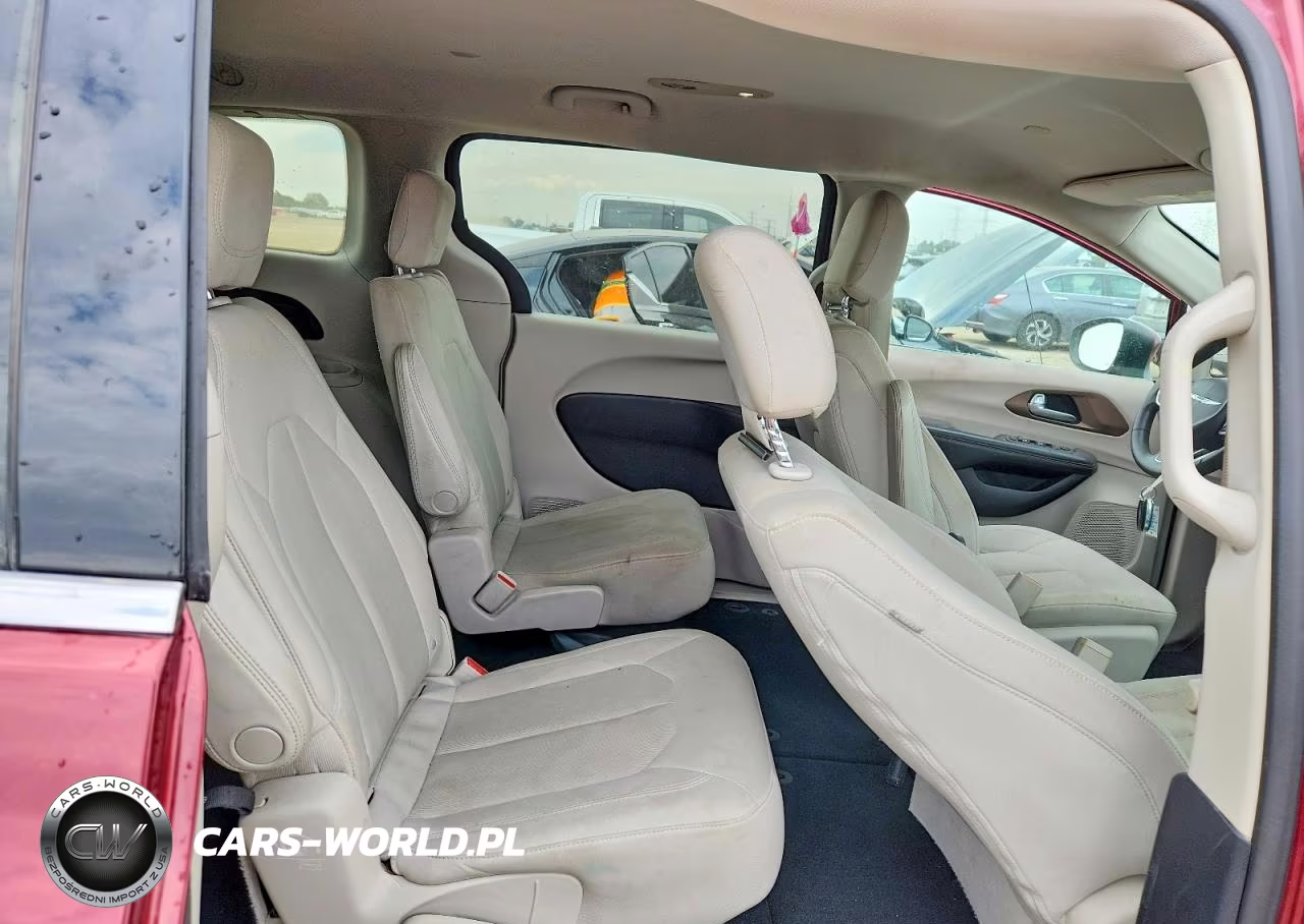 2017 Chrysler Pacifica Lx VIN:2C4RC1CG0HR509133 - 10