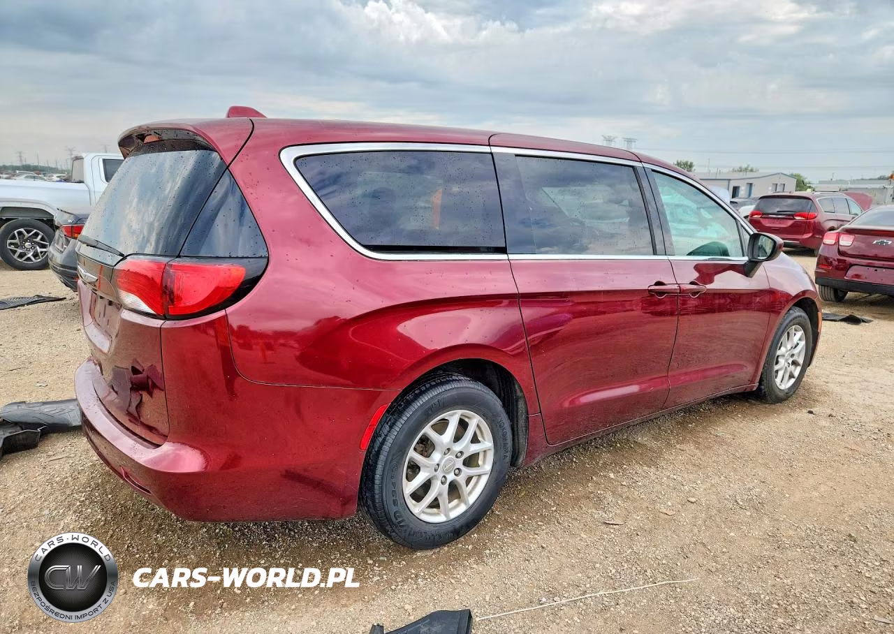 2017 Chrysler Pacifica Lx VIN:2C4RC1CG0HR509133 - 3