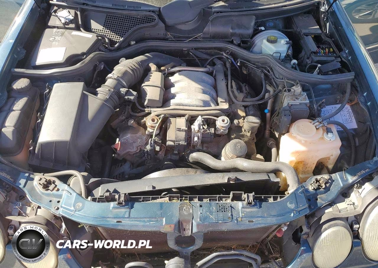 2000 Mercedes-Benz E 320 VIN:WDBJF65J8YB161296 - 11