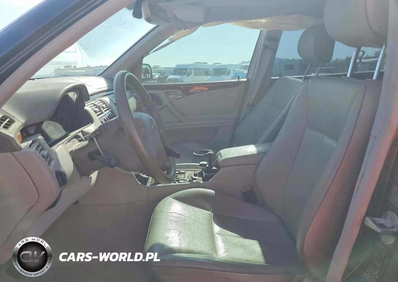 2000 Mercedes-Benz E 320 VIN:WDBJF65J8YB161296 - 7