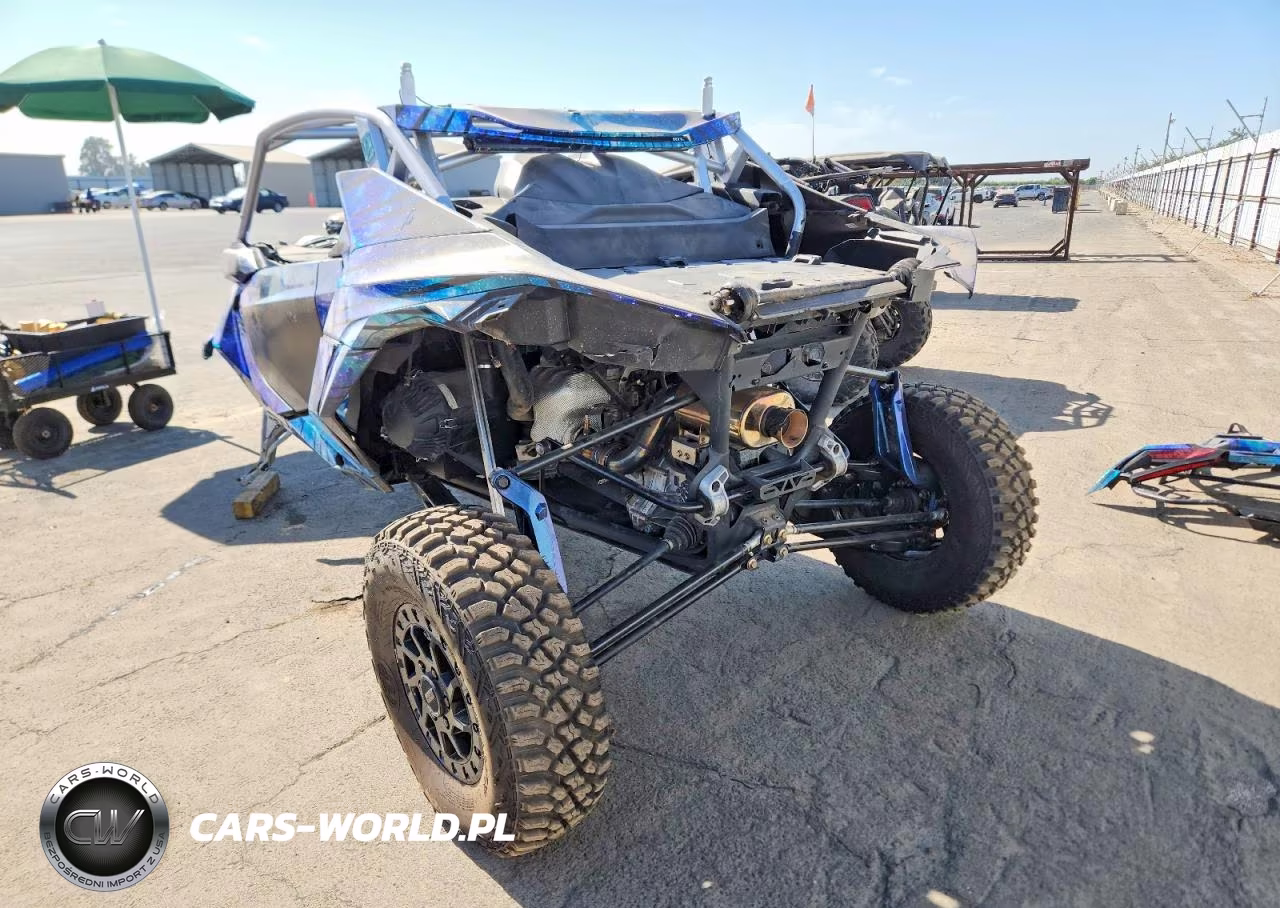 2024 Can-Am Maverick R Utility Vehicle VIN:3JB8XAT24RE000186 - 3