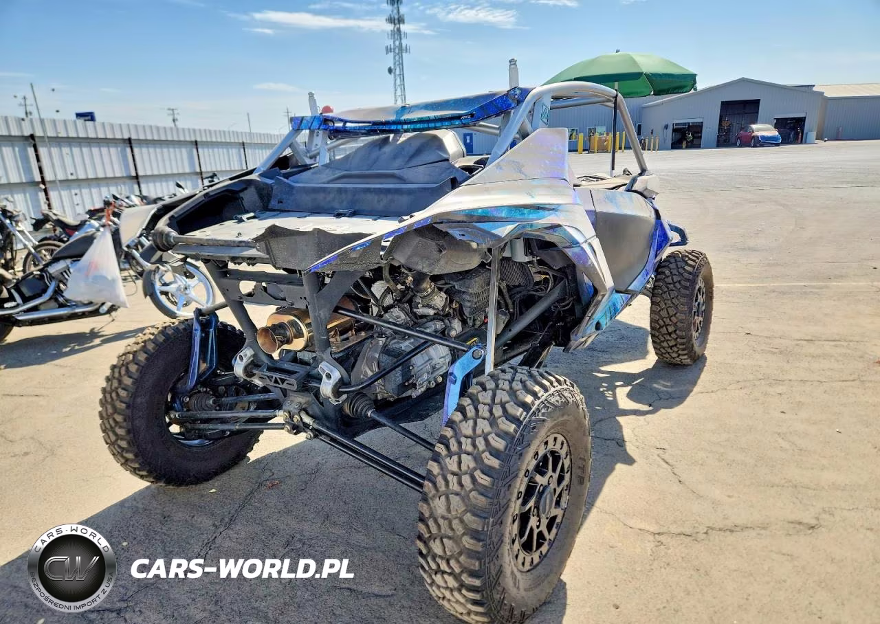 2024 Can-Am Maverick R Utility Vehicle VIN:3JB8XAT24RE000186 - 4