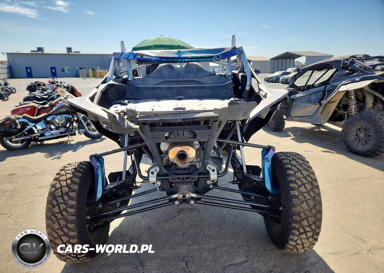 2024 Can-Am Maverick R Utility Vehicle VIN:3JB8XAT24RE000186 - 6