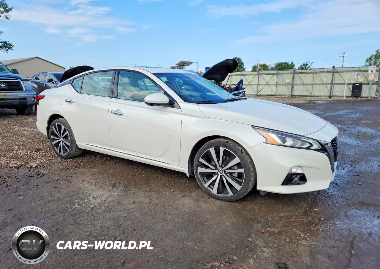 2019 Nissan Altima Platinum VIN:1N4BL4FW2KC146605 - 4