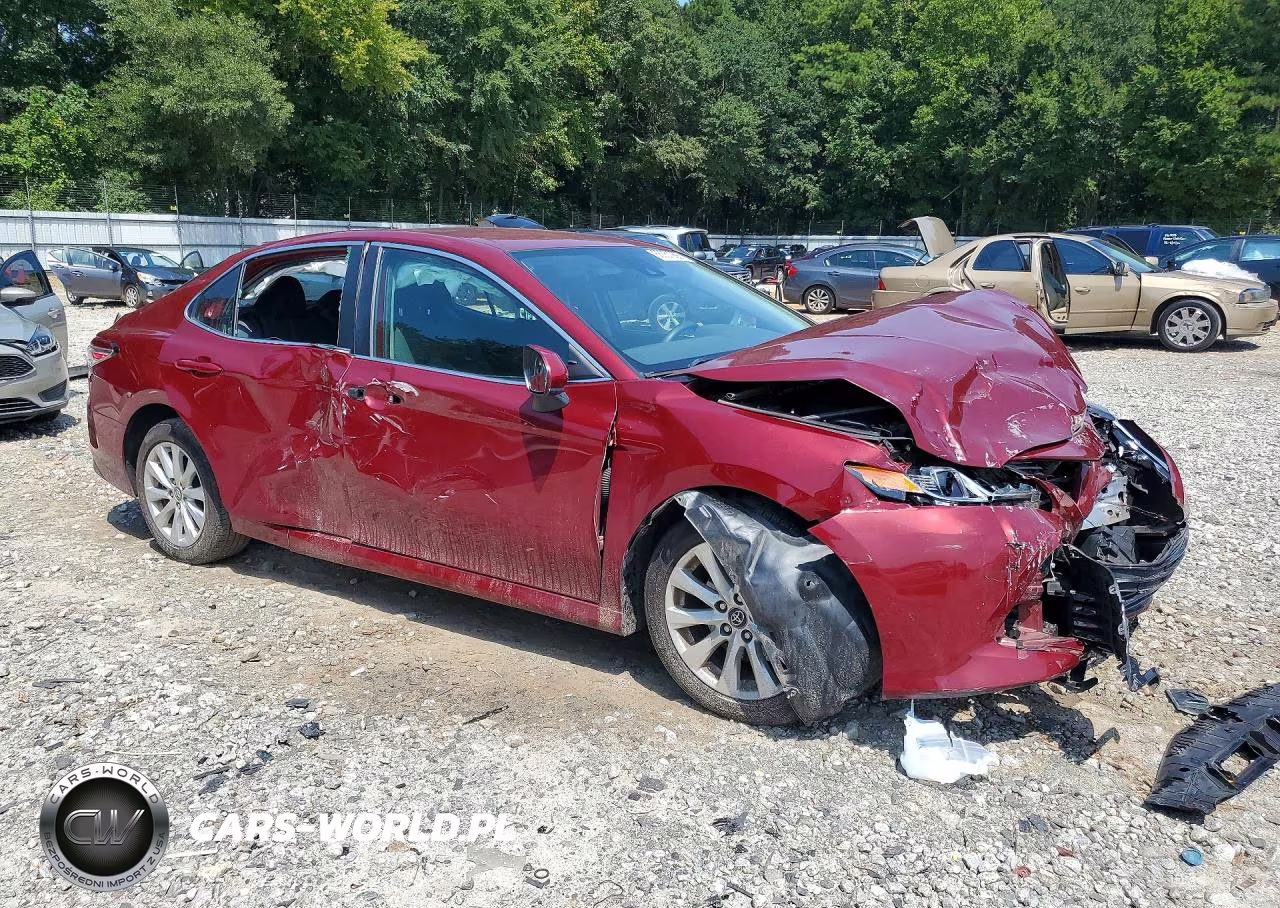 2020 Toyota Camry Le VIN:4T1C11AK1LU881056 - 4