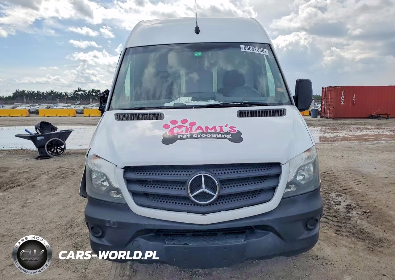 2017 Mercedes-Benz Sprinter 2500 VIN:WD3PE7CD0HP524141 - 5