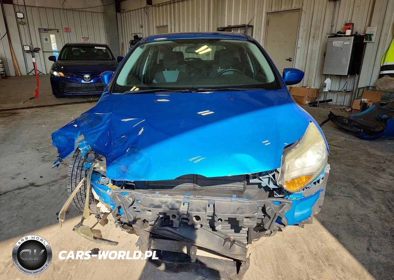 2012 Ford Focus Se VIN:1FAHP3K22CL299109 - 5