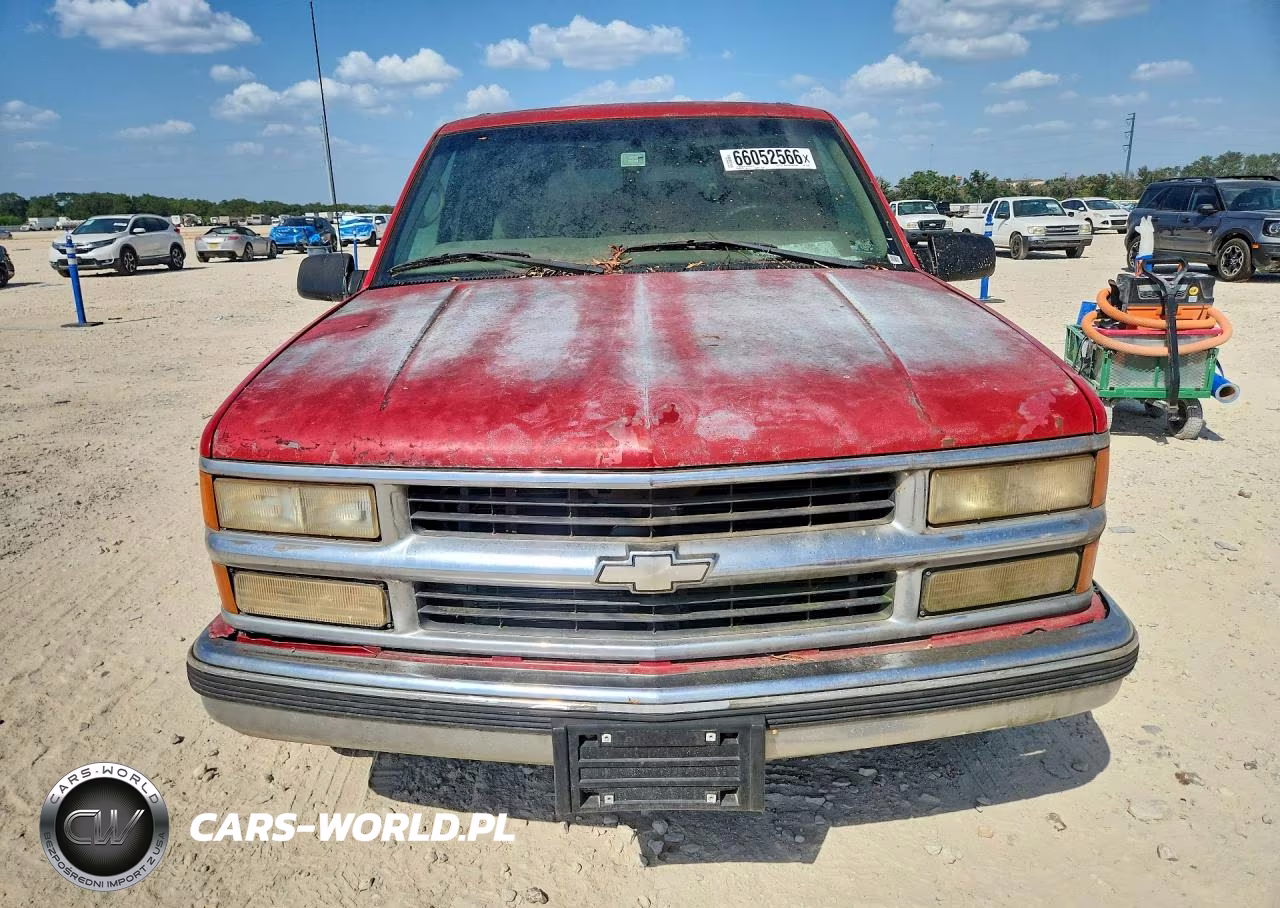 1999 Chevrolet Suburban C1500 VIN:3GNEC16R8XG116455 - 6