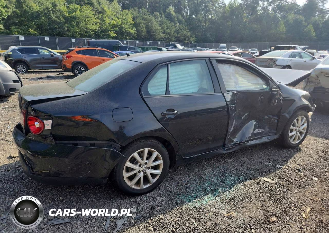 2010 Volkswagen Jetta Limited VIN:3VWAZ7AJ1AM102753 - 3
