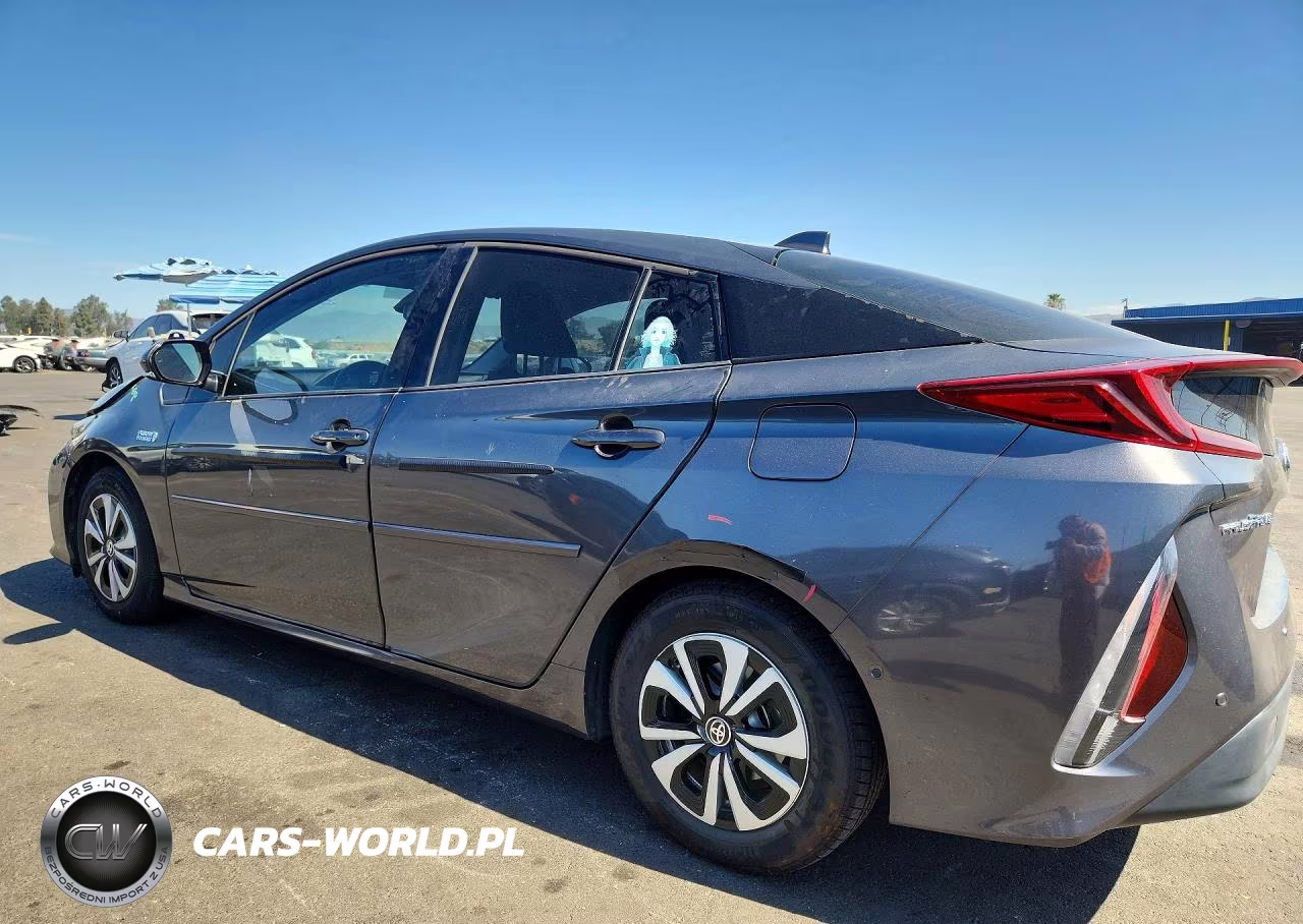 2017 Toyota Prius Prime Advanced VIN:JTDKARFP3H3063845 - 2
