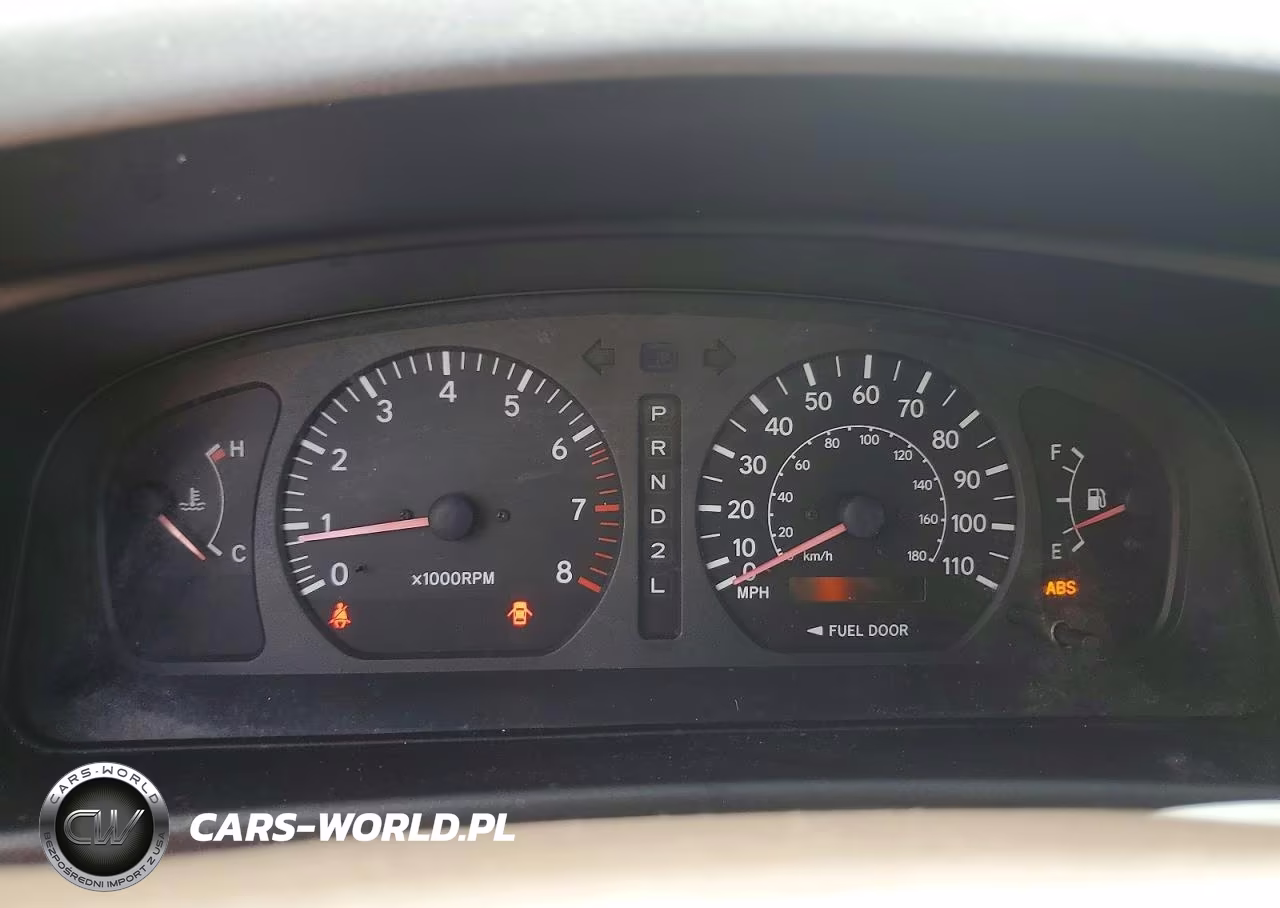 1999 Toyota Sienna Le VIN:4T3ZF13CXXU123571 - 9