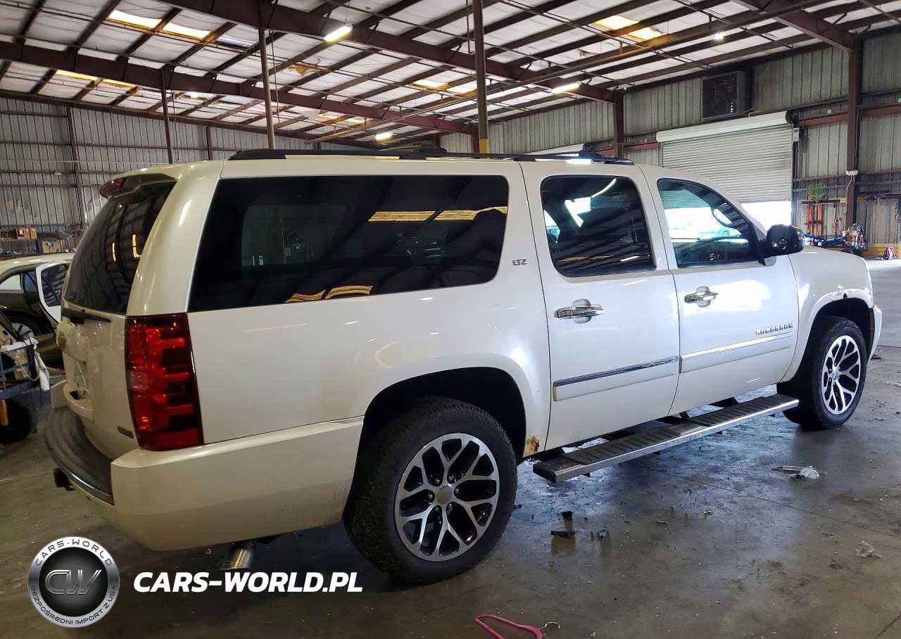 2012 Chevrolet Suburban K1500 Ltz VIN:1GNSKKE76CR307104 - 3