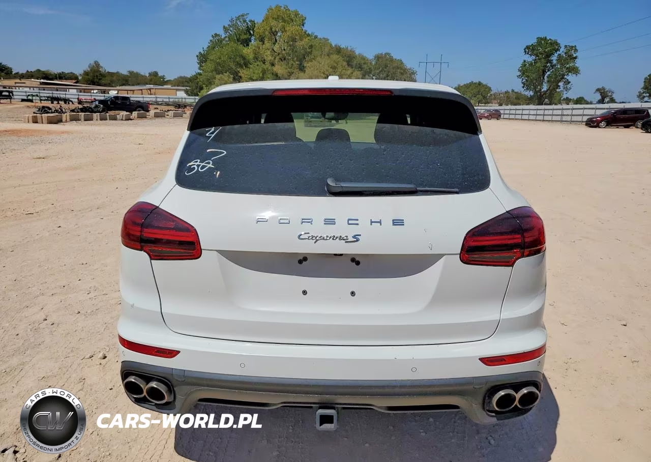 2017 Porsche Cayenne S VIN:WP1AB2A24HLA52752 - 6