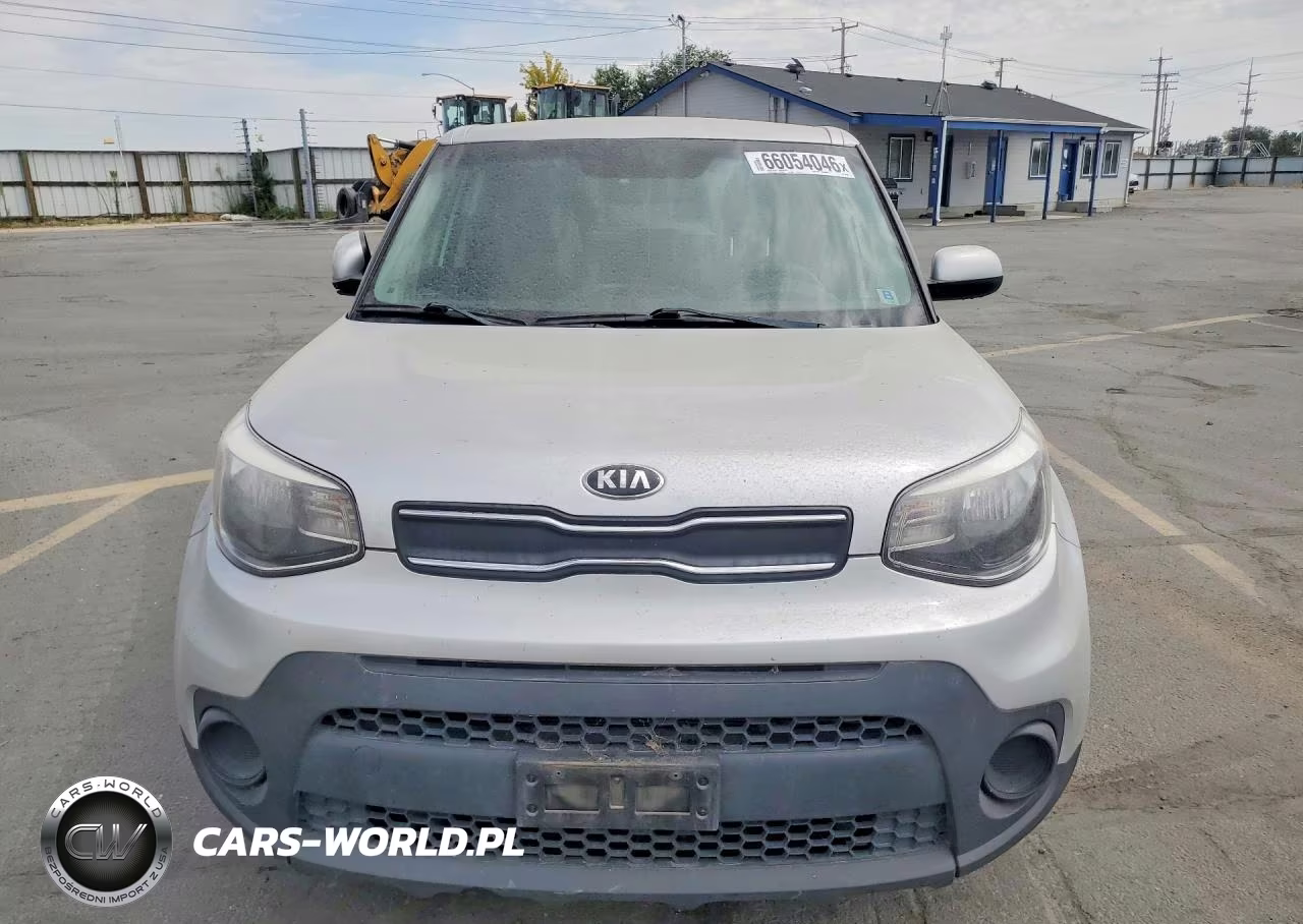 2018 Kia Soul Base VIN:KNDJN2A2XJ7582425 - 5