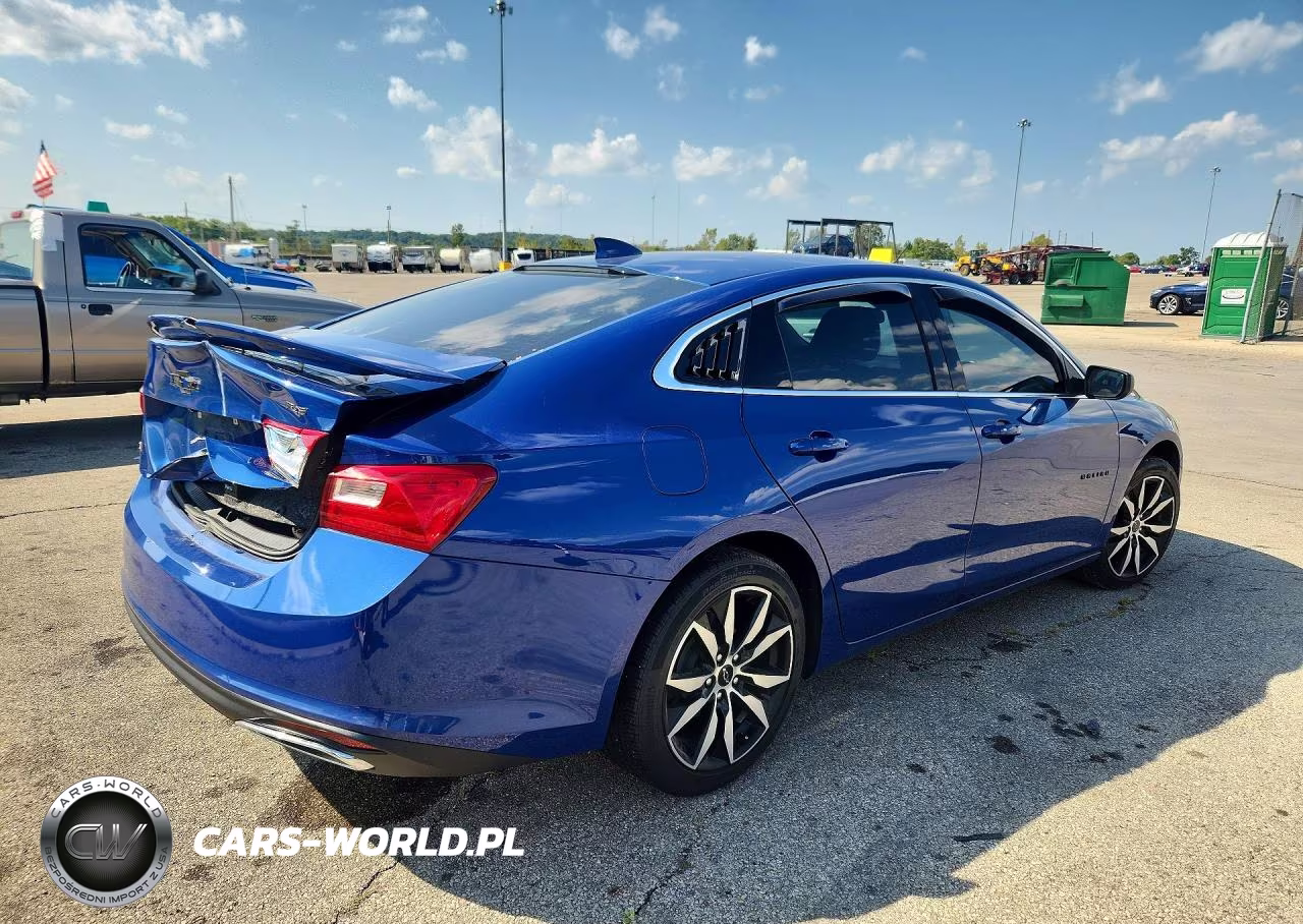 2023 Chevrolet Malibu Rs VIN:1G1ZG5ST6PF141680 - 3