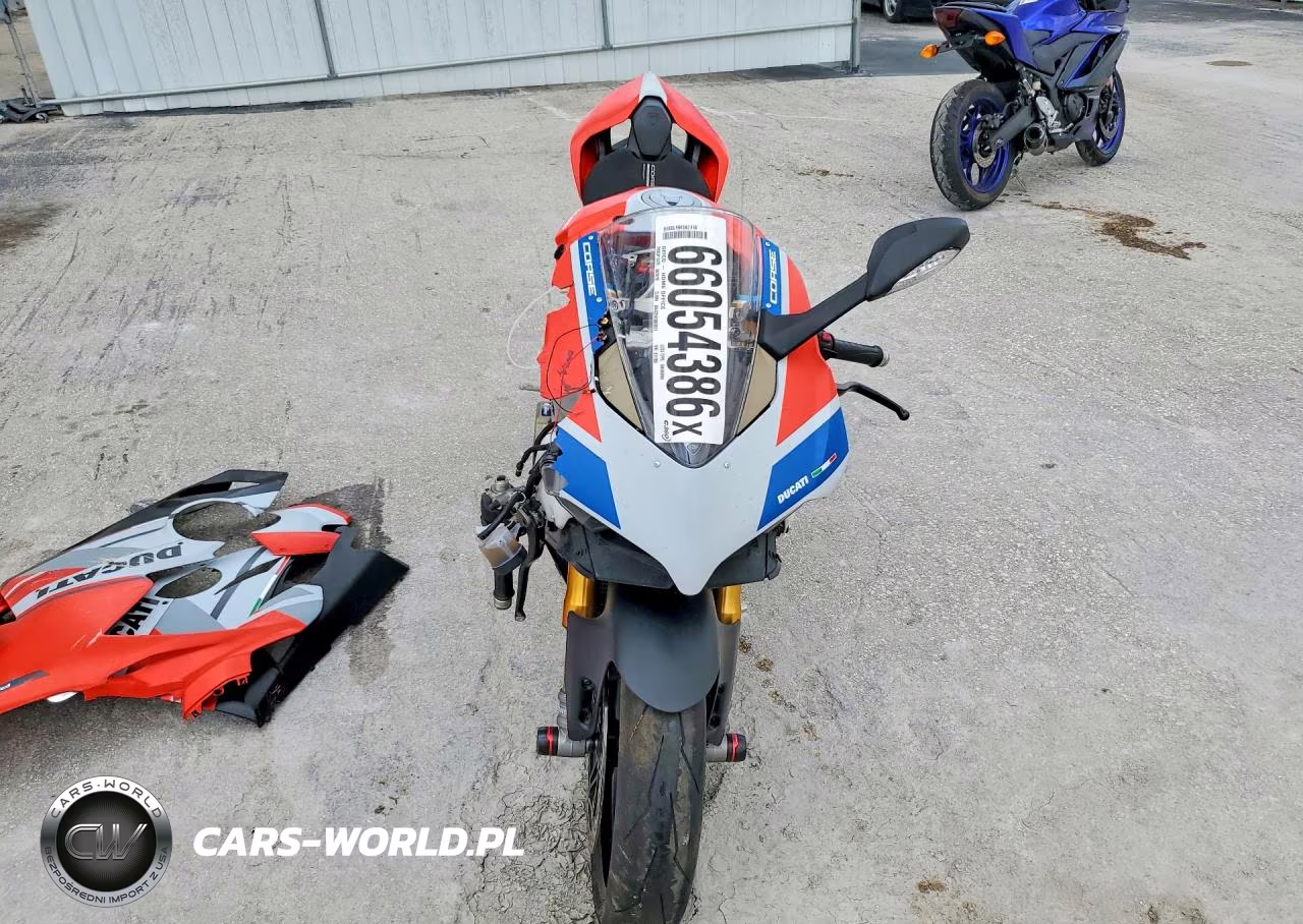 2019 Ducati Panigale V4 VIN:ZDMDAGNW9KB011109 - 2