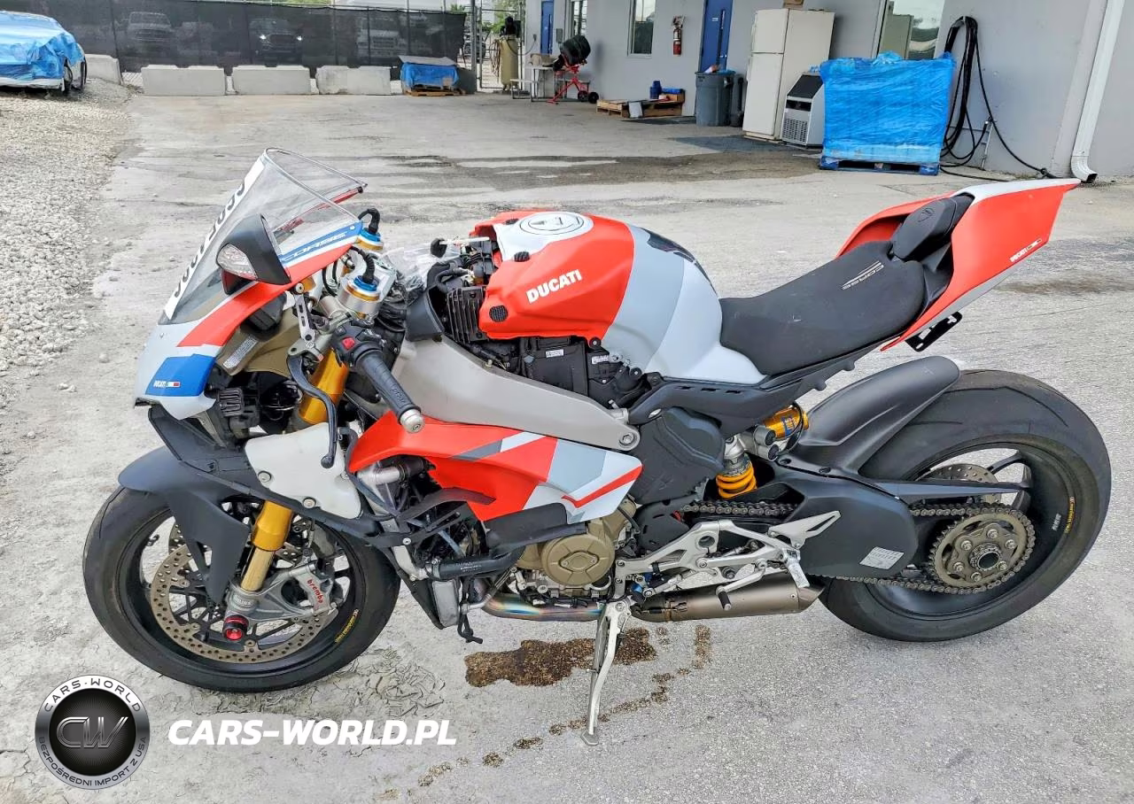 2019 Ducati Panigale V4 VIN:ZDMDAGNW9KB011109 - 3