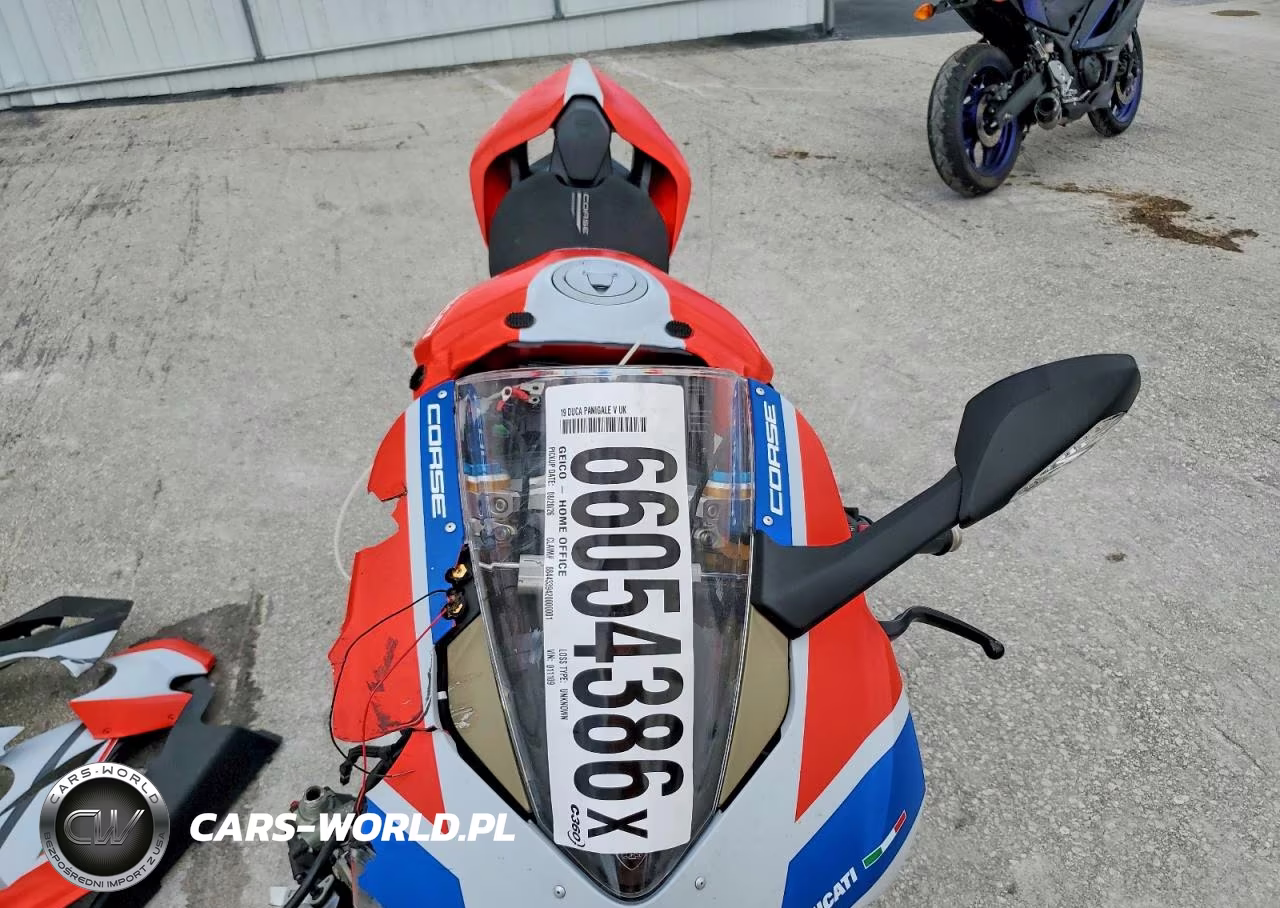 2019 Ducati Panigale V4 VIN:ZDMDAGNW9KB011109 - 5