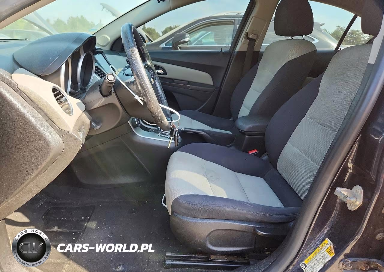 2014 Chevrolet Cruze Ls VIN:1G1PA5SHXE7184172 - 7