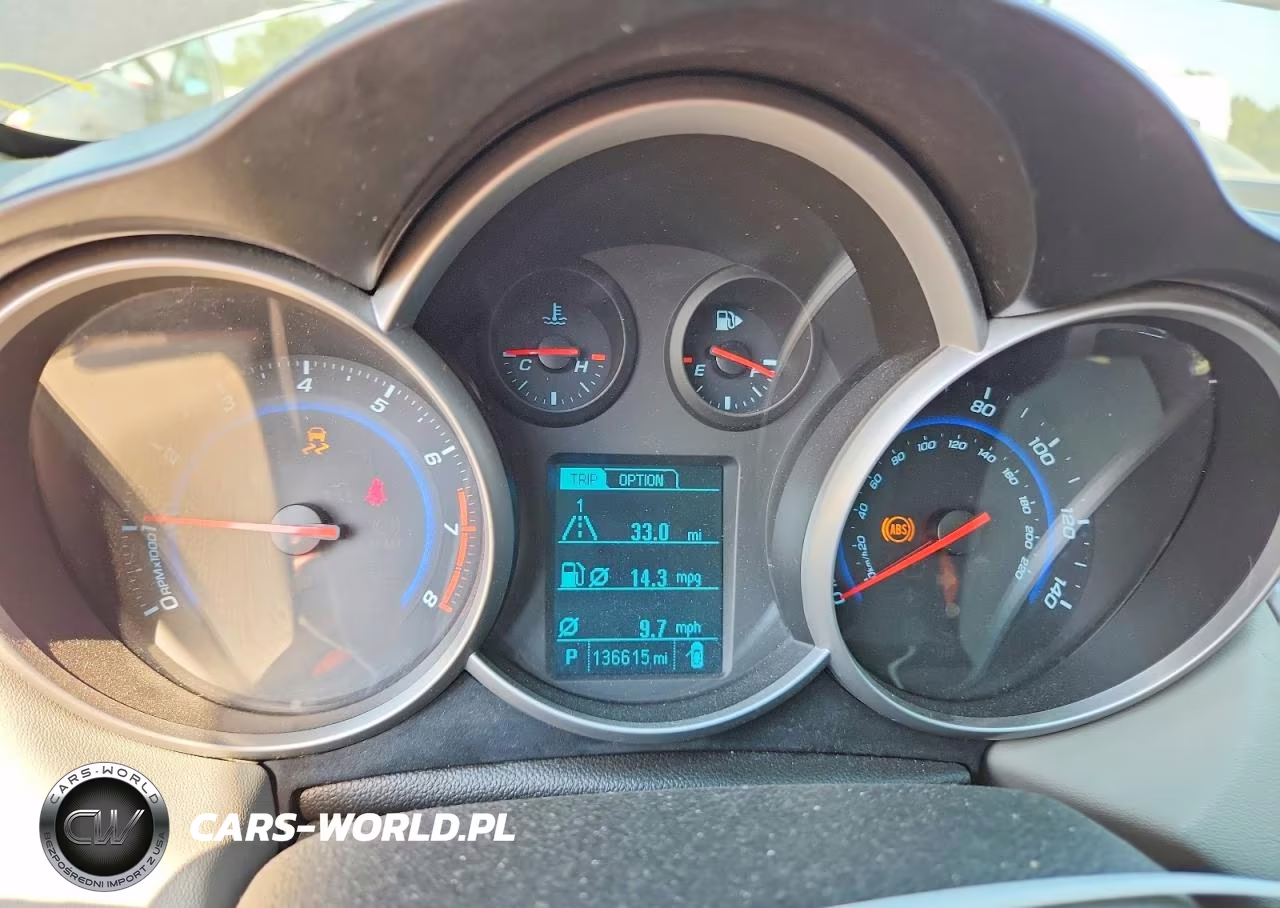 2014 Chevrolet Cruze Ls VIN:1G1PA5SHXE7184172 - 9