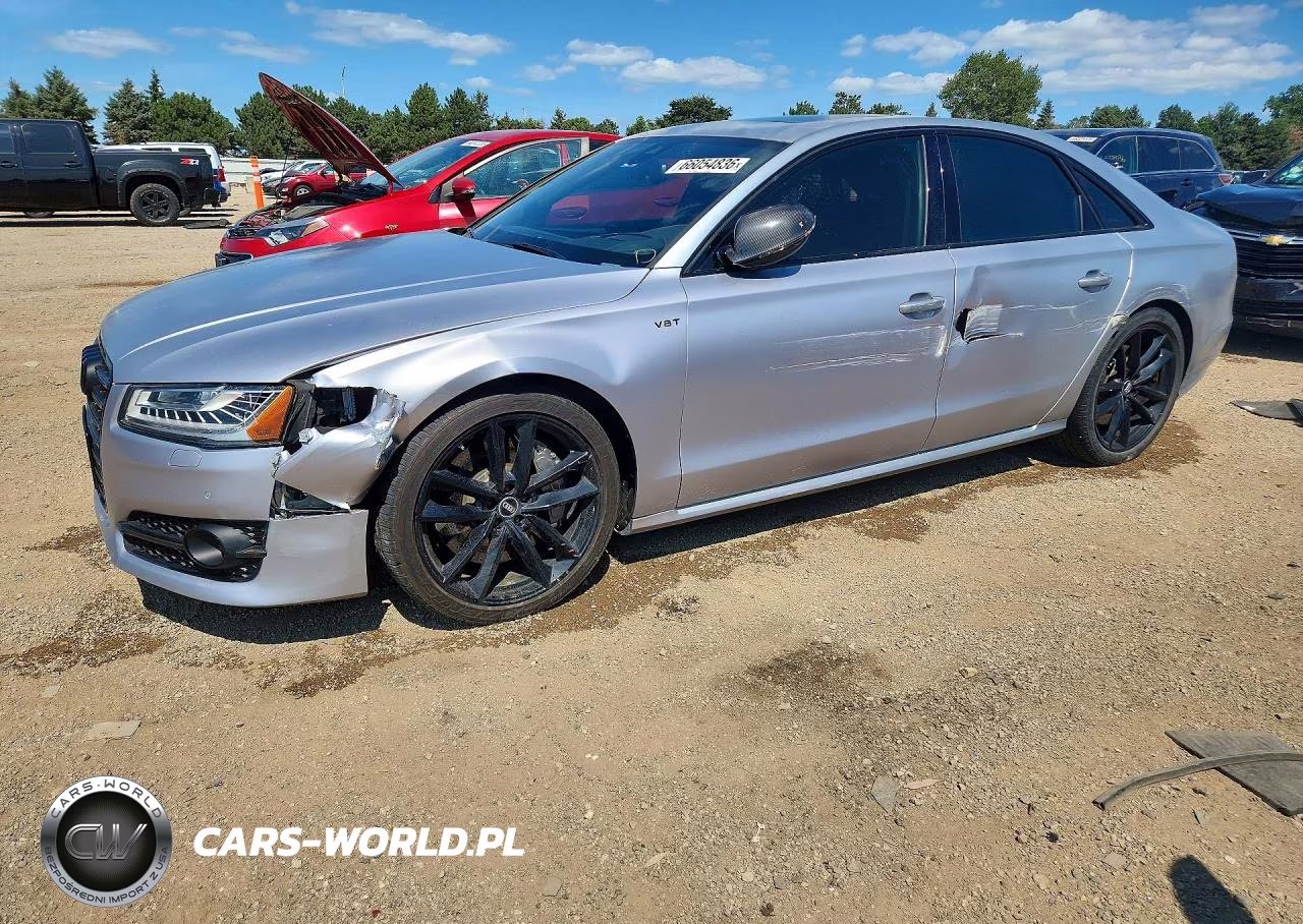 2016 Audi S8 Plus Quattro – zdjęcie 1 z 12