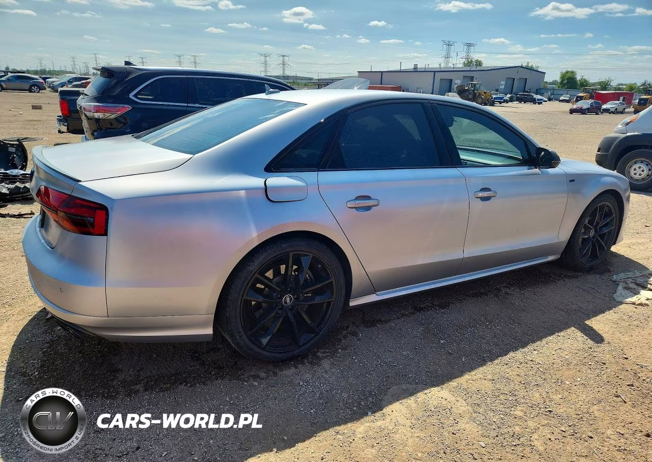 2016 Audi S8 Plus Quattro VIN:WUAJ5AFD1GN900251 - 3