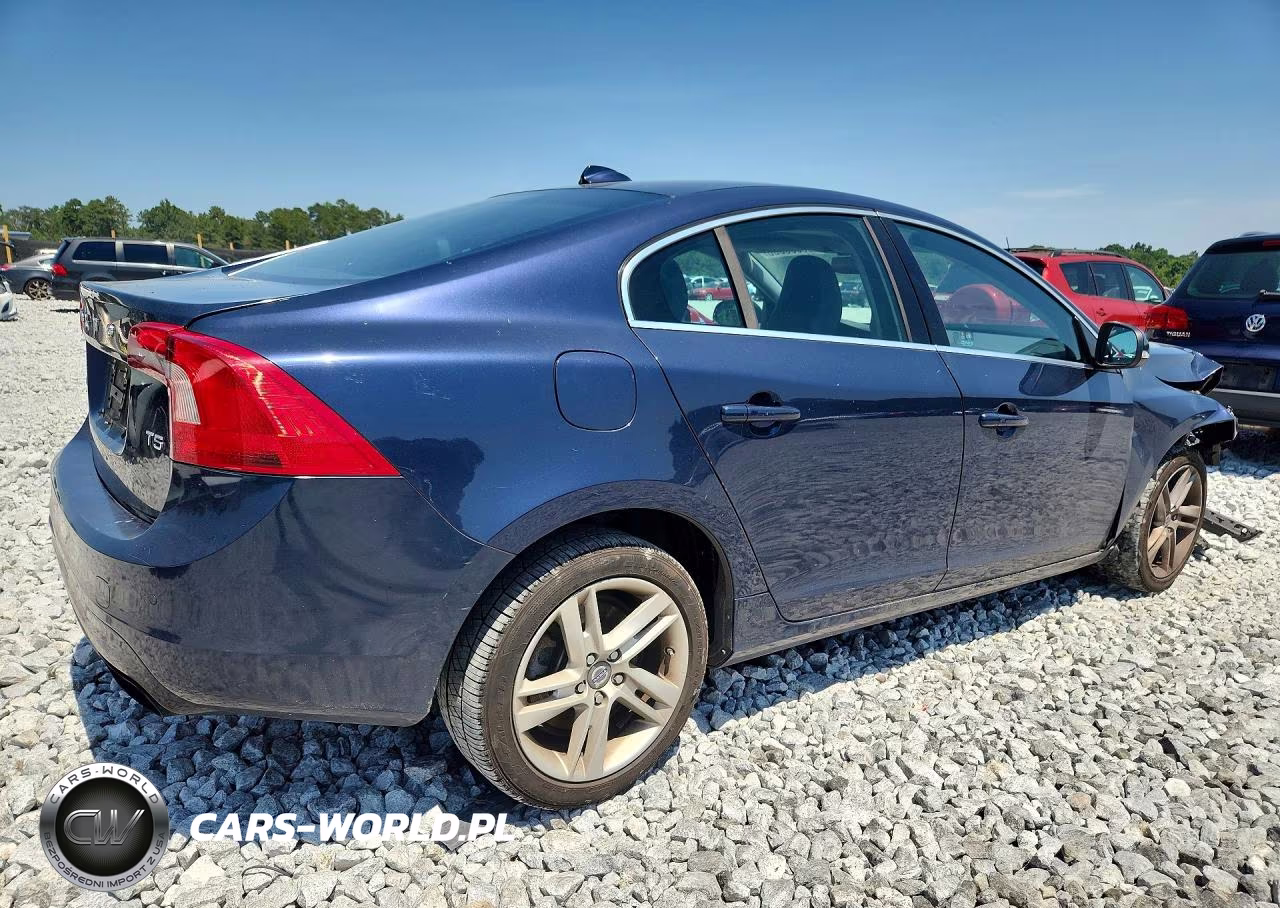 2015 Volvo S60 Premier VIN:YV126MFKXF1345654 - 3