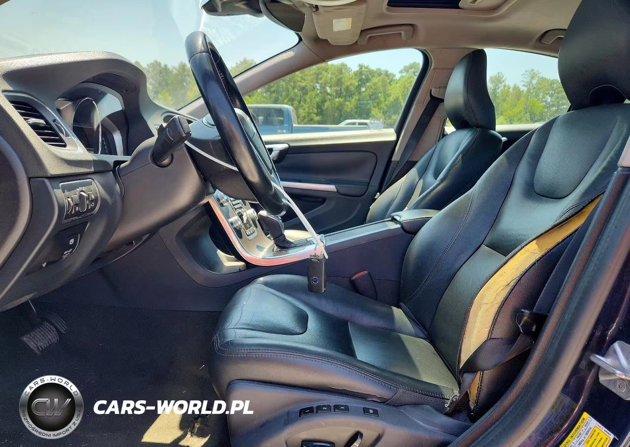 2015 Volvo S60 Premier VIN:YV126MFKXF1345654 - 7