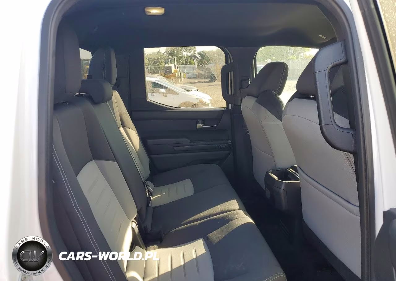 2024 Toyota Tacoma Trd Sport VIN:3TMKB5FN9RM022690 - 10