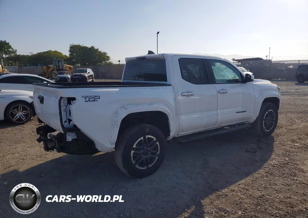 2024 Toyota Tacoma Trd Sport VIN:3TMKB5FN9RM022690 - 3