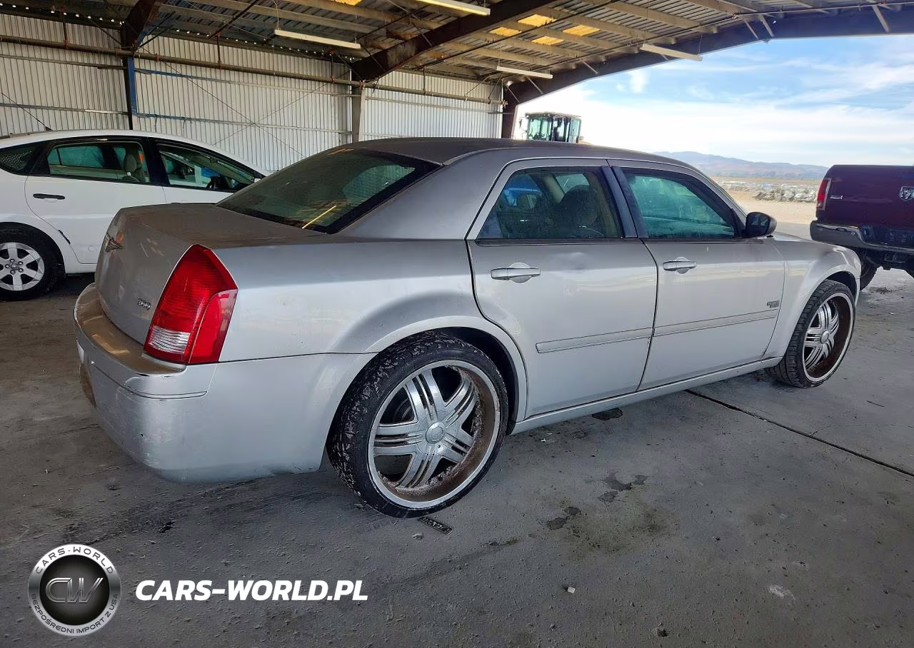 2006 Chrysler 300 VIN:2C3KA43R36H377101 - 3
