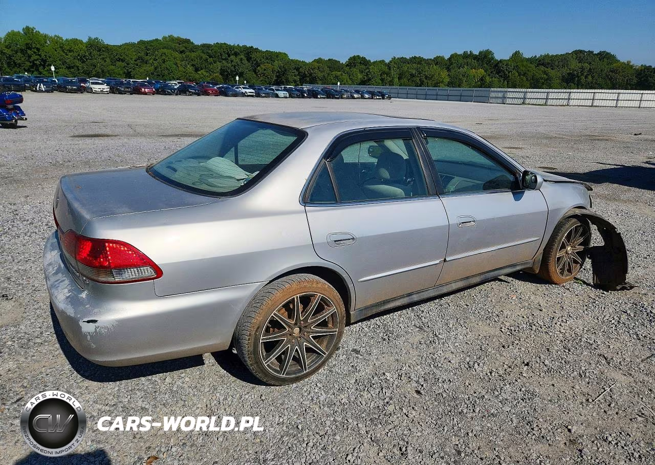 2002 Honda Accord Ex VIN:1HGCG66852A128046 - 3